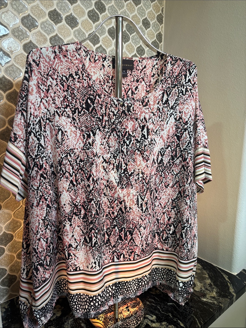 Dana Buchman Pink and Black Snake-Print Short Sleeve Tunic